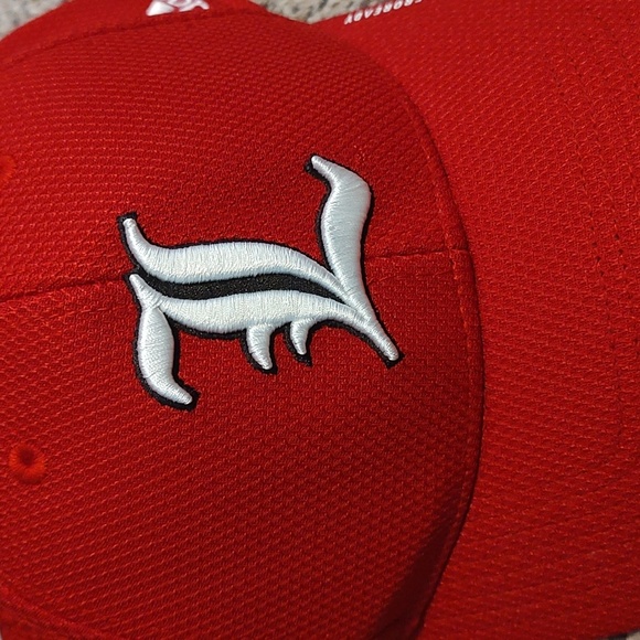 NWT Adidas Louisville Cardinals Hat - Picture 2 of 7